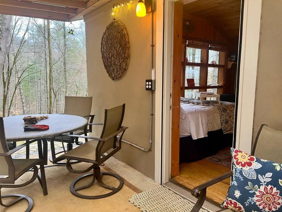 Private Mtn Shack W/ Fast Wifi, Bbq & View *
