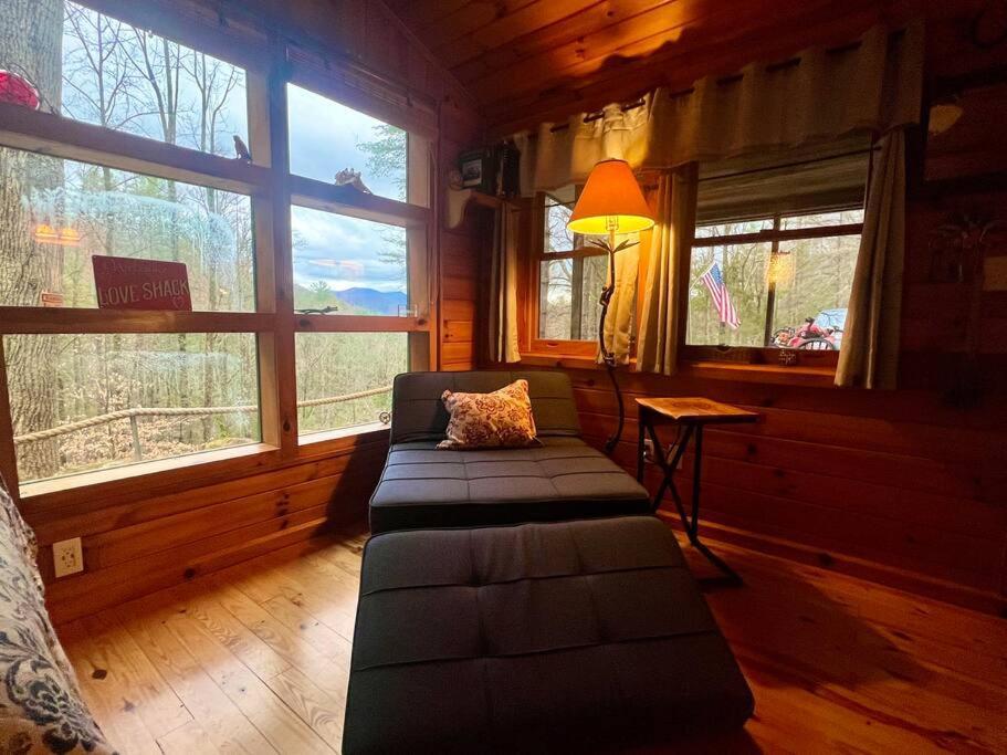 Private Mtn Shack W/ Fast Wifi, Bbq & View Hébergement de vacances *