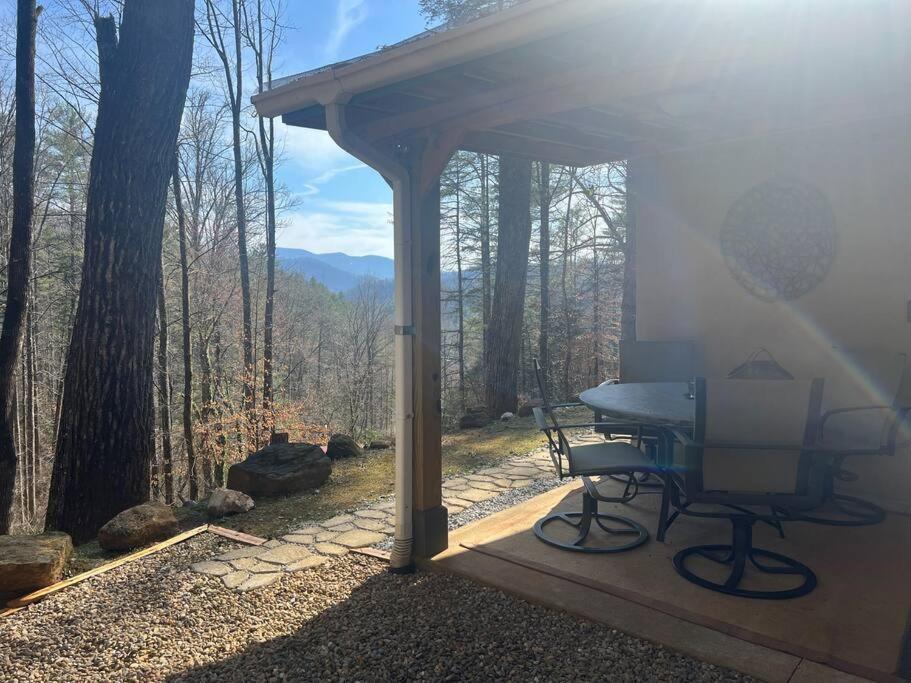 Hébergement de vacances Private Mtn Shack W/ Fast Wifi, Bbq & View *