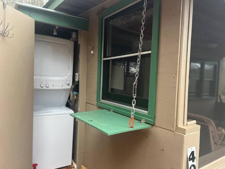 Private Mtn Shack W/ Fast Wifi, Bbq & View Hébergement de vacances Franklin