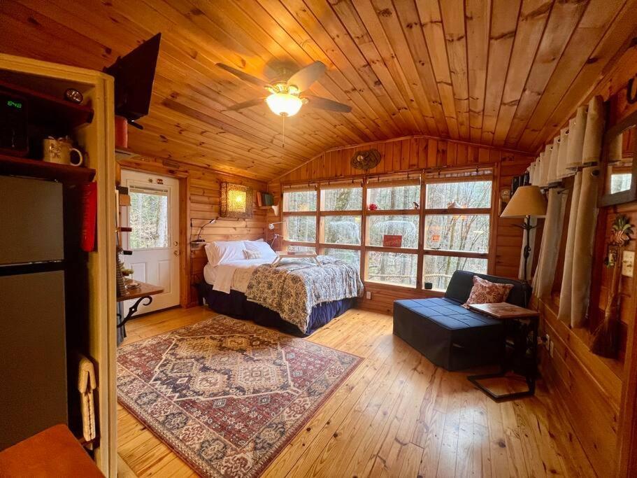 Private Mtn Shack W/ Fast Wifi, Bbq & View * Franklin