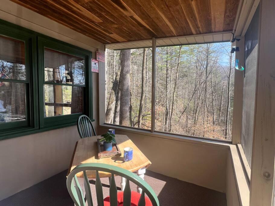 Private Mtn Shack W/ Fast Wifi, Bbq & View * Franklin
