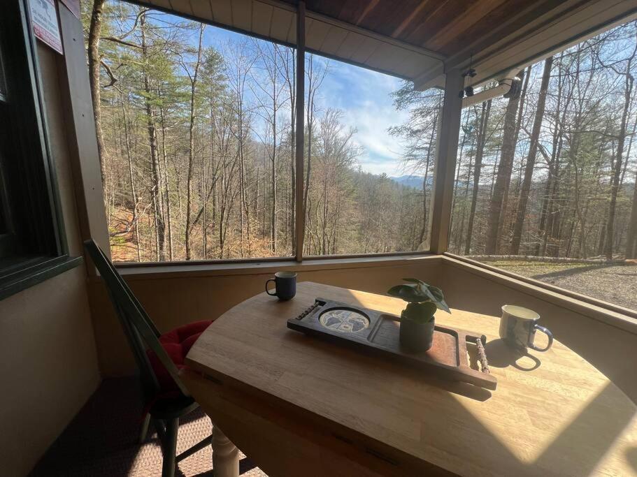 Private Mtn Shack W/ Fast Wifi, Bbq & View Hébergement de vacances