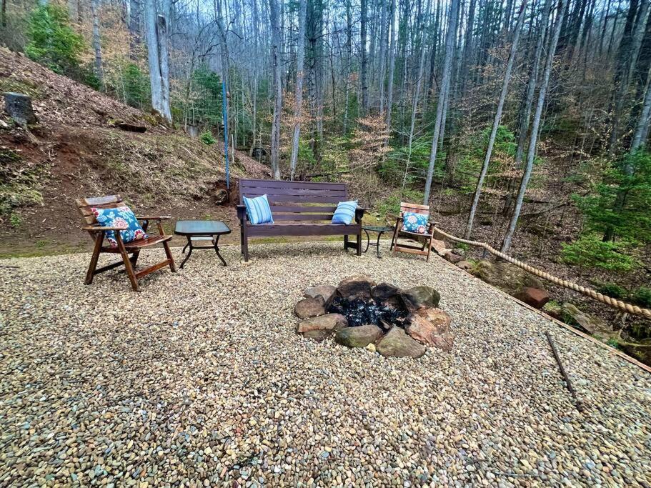 Private Mtn Shack W/ Fast Wifi, Bbq & View